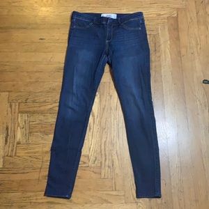 LOW RISE HOLLISTER JEAN LEGGING (5R)